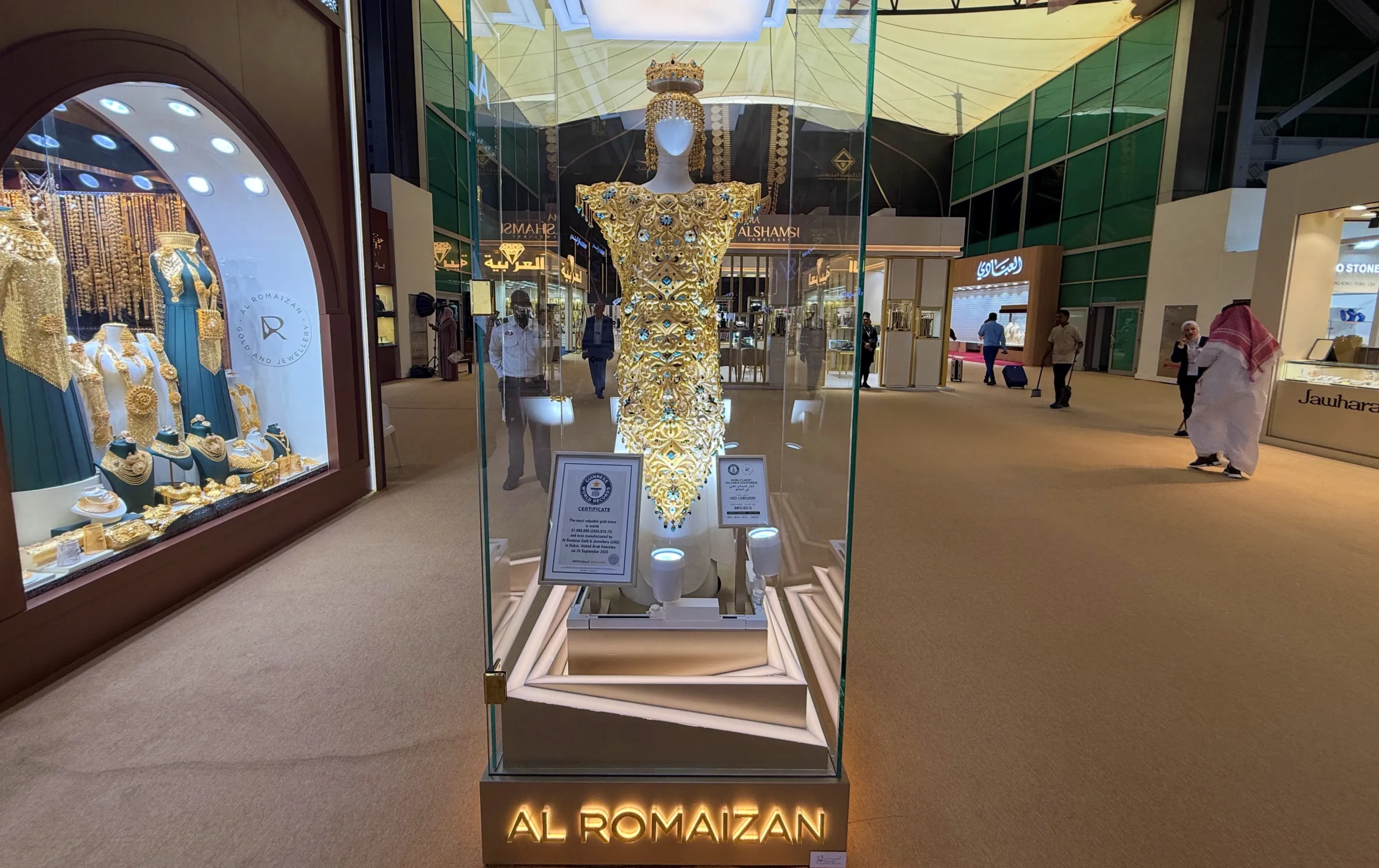 Dubai Dress  56th Watch & Jewellery Middle East Show